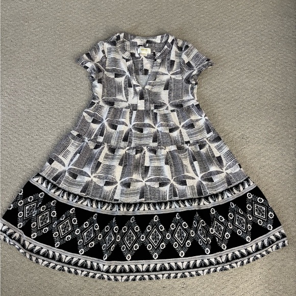 Maeve Dresses & Skirts - Anthropologie Maeve Tania Tiered Tunic Dress